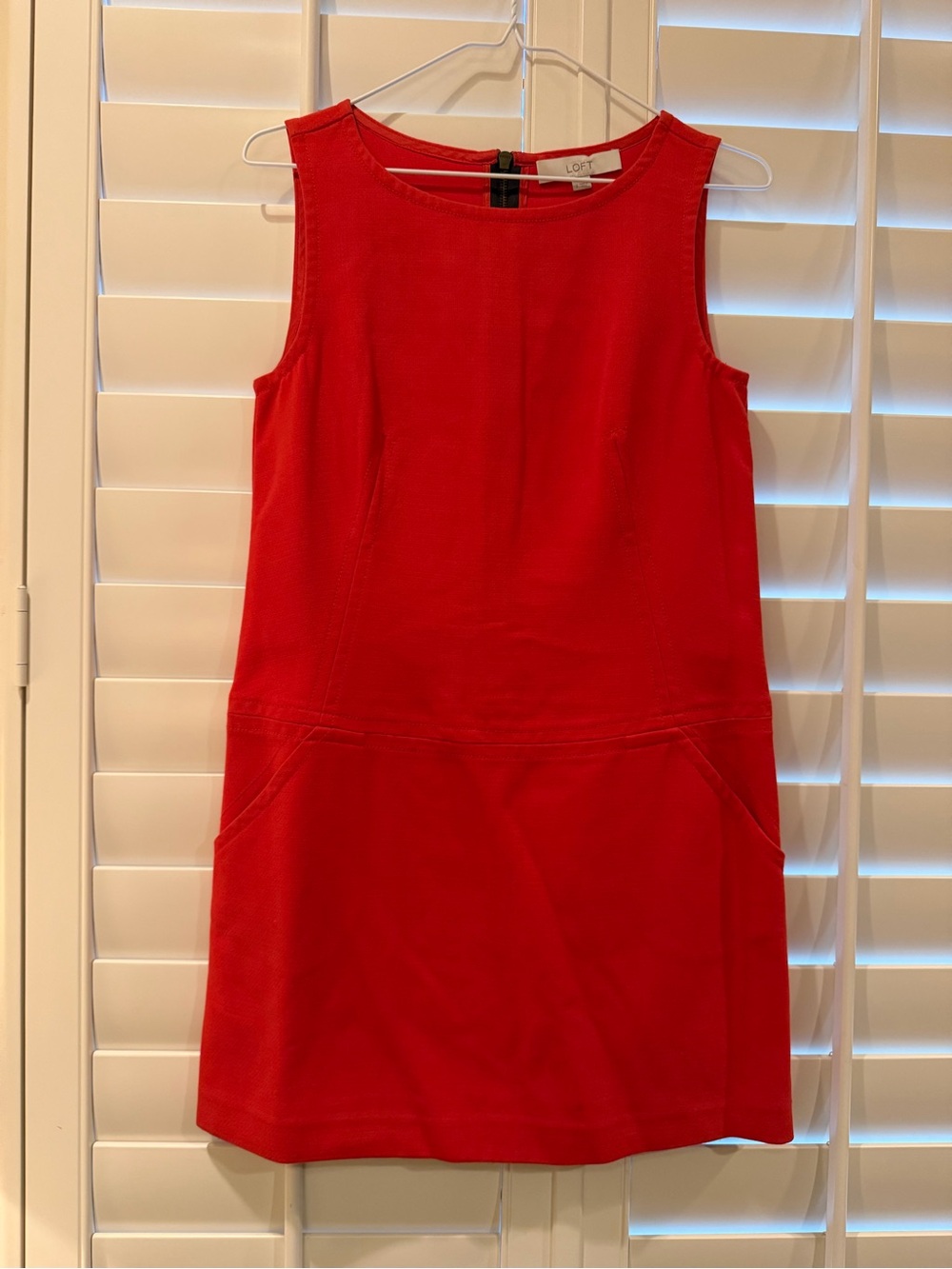 LOFT Red Sleeveless Shift Dress, size 2
